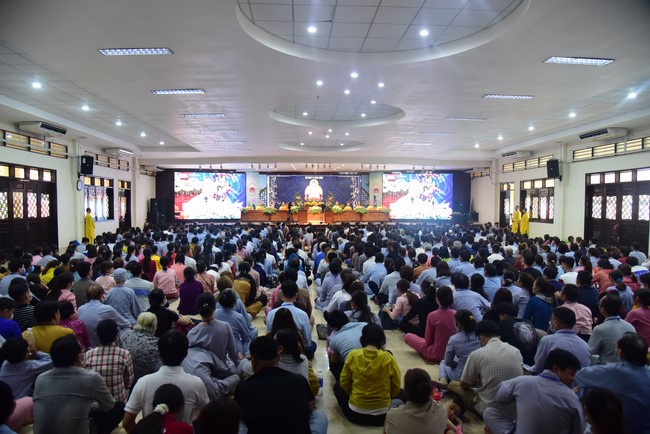 The 1st Three-Jewel Refuge Ceremony in 2021